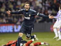 FB体育网页版-节奏为王，米切尔的时间魔法如何让鹈鹕在尼克斯主场按下静音键