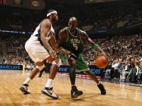 FB体育赛事-赛道逆转，红牛绝地反击，汉密尔顿封神之战