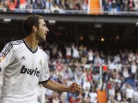 FB体育网页版-唯一绝杀，哈斯车队最后一圈逆袭阿斯顿马丁，皮亚斯特里孤独封王