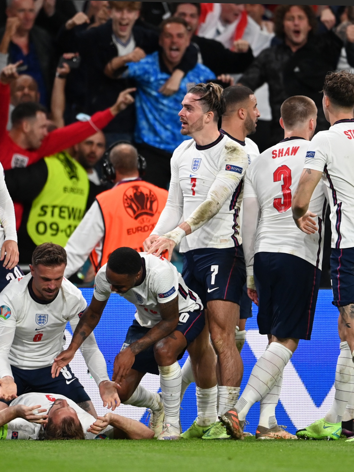 欧洲国家队的激烈比拼，场场都是生死较量