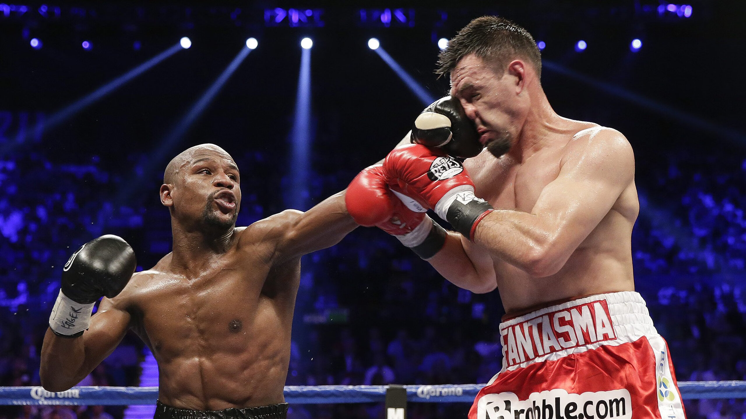 小贾伦主宰攻防两端，骑士强势晋级送活塞出局