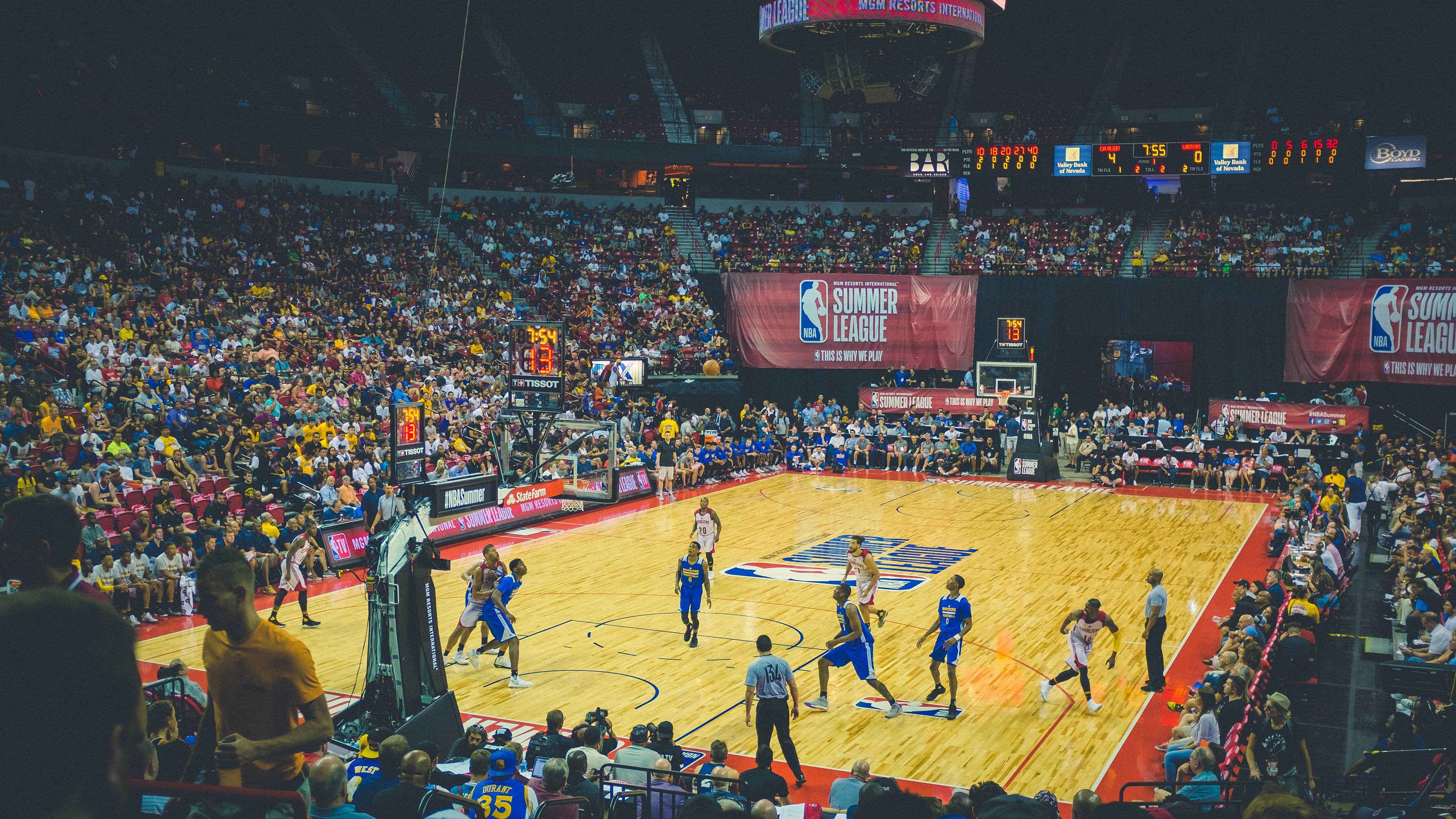 戈贝尔统治攻防两端,森林狼奇才客场打穿北京队展现绝对实力