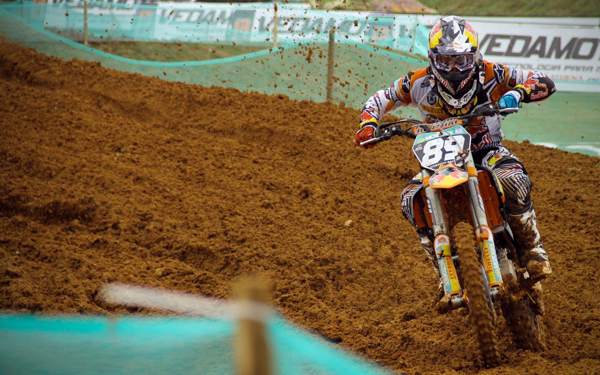 德罗赞末节封神！尼克斯鏖战险胜76人，关键先生改写系列赛走向